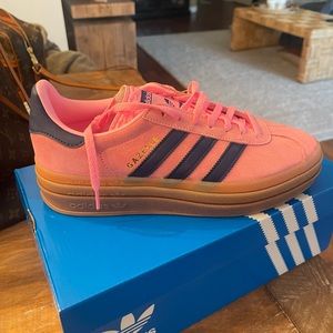BRAND NEW Adidas Gazelle Bold